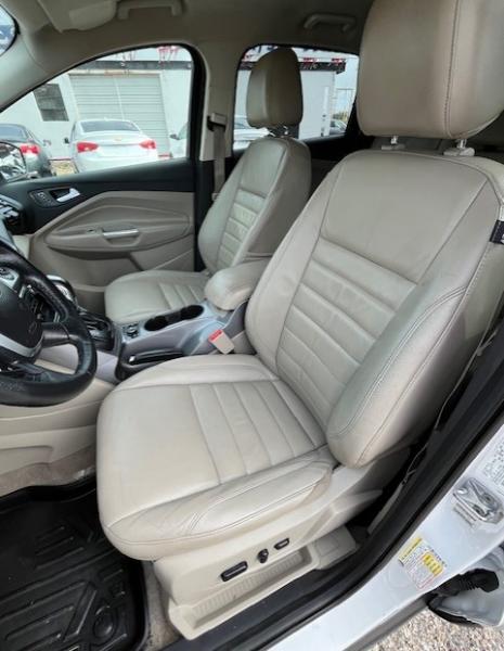 Ford Escape SE FWD 2016