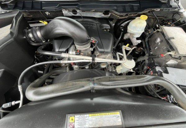 2011 RAM Ram 2500 Pickup ST - Photo 19