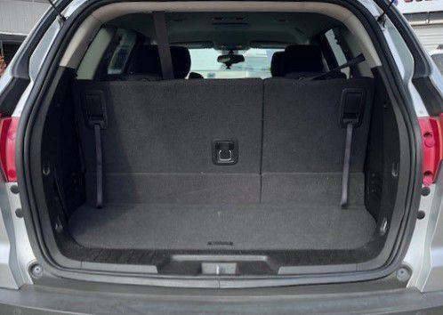 2011 Chevrolet Traverse 1LT - Photo 9