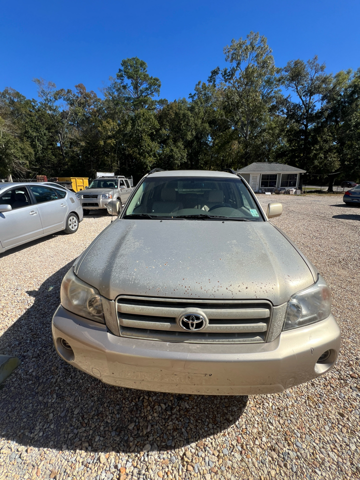 Toyota Highlander 2WD 2004 Toyota Highlander 2WD 2004