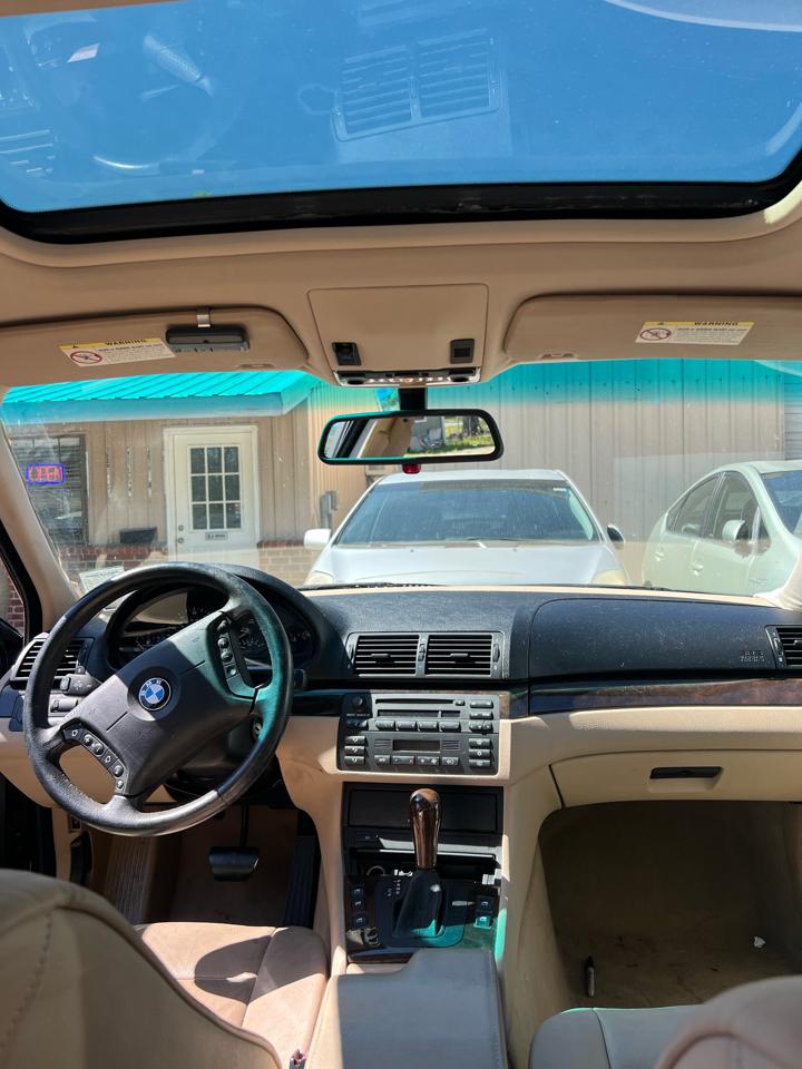 BMW 3-Series 325i Sedan 2002