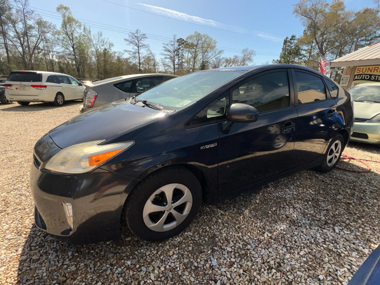 Toyota Prius Prius V 2012