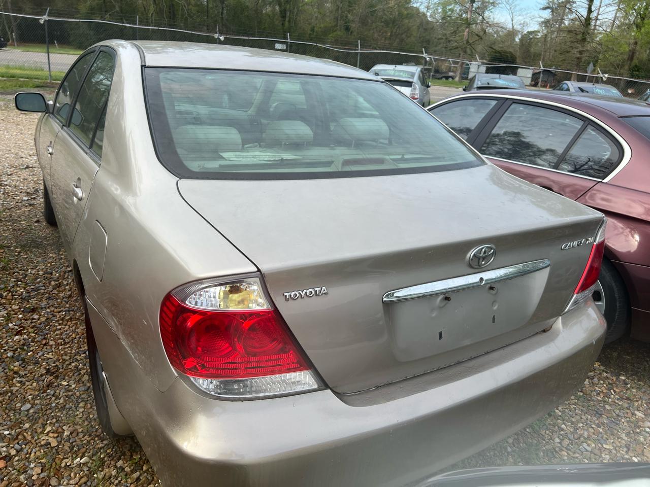 Toyota Camry LE 2005