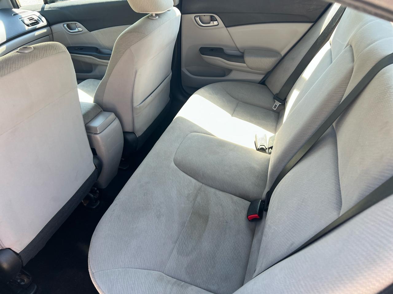 Honda Civic LX Sedan 5-Speed AT 2013