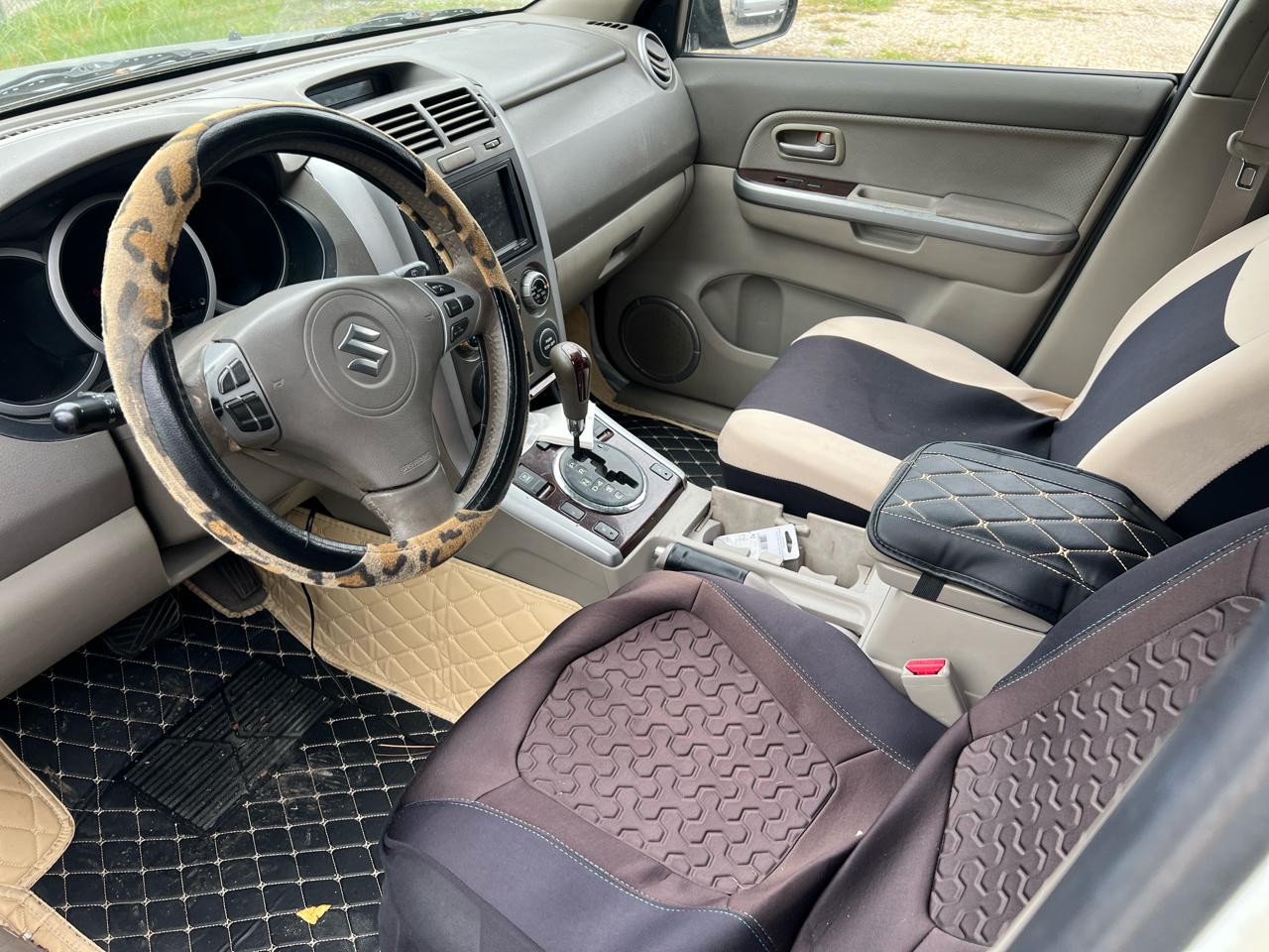 Suzuki Grand Vitara Luxury 2WD 2006
