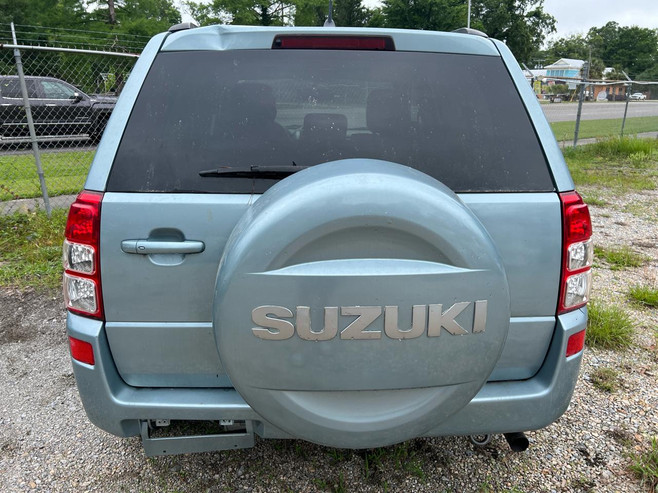 Suzuki Grand Vitara Luxury 2WD 2006