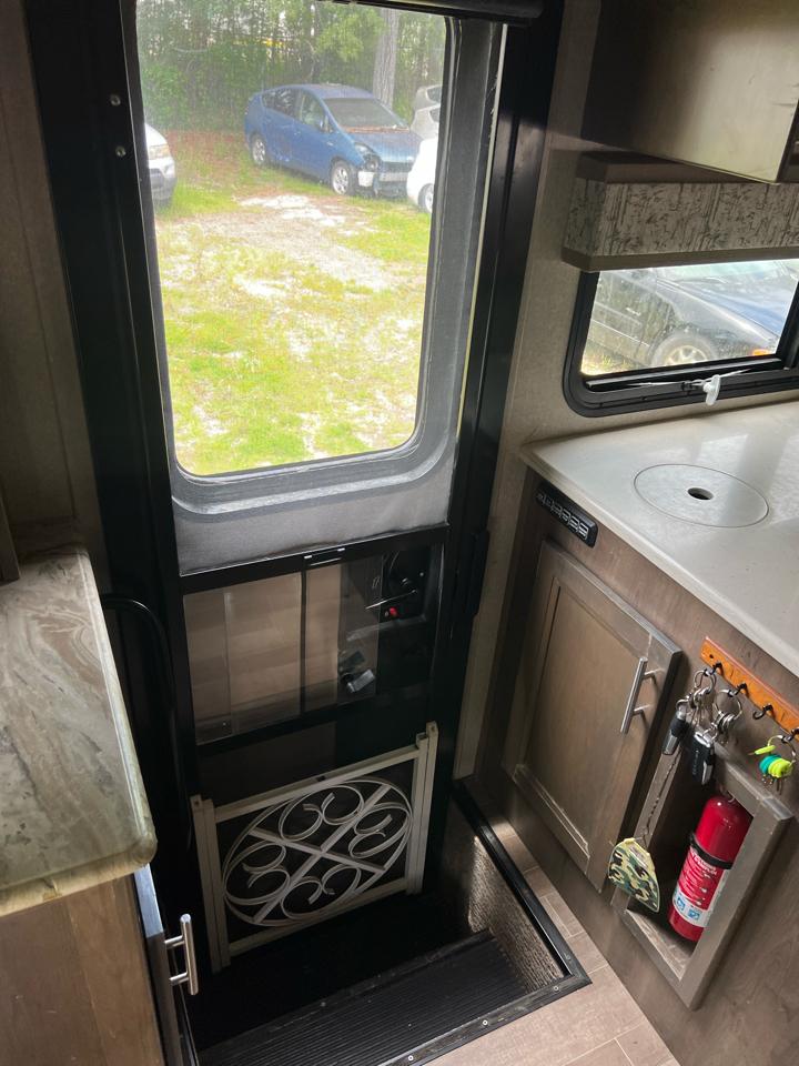 RAM 5500 Regular Cab LWB 2WD DRW 2019