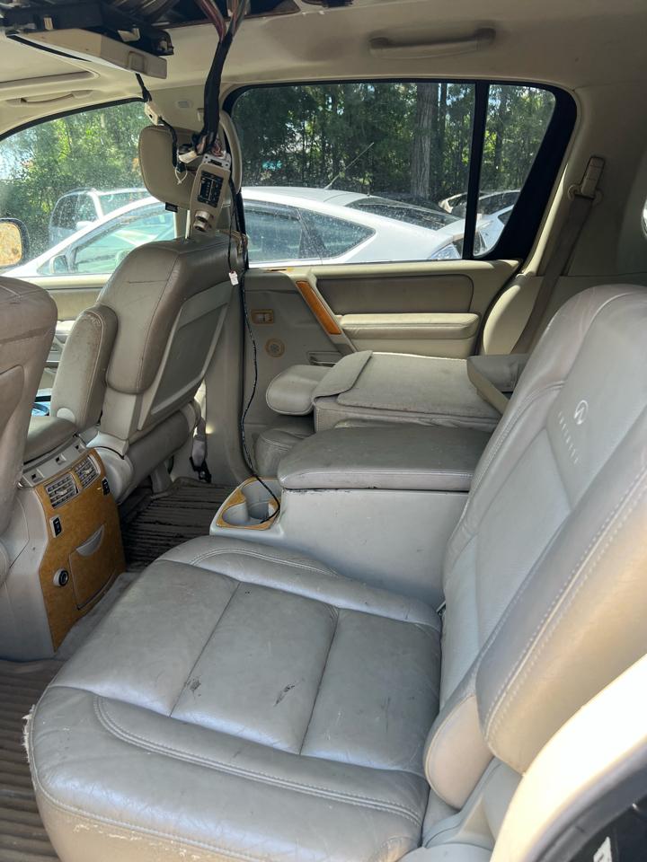 Infiniti QX56 RWD 2006