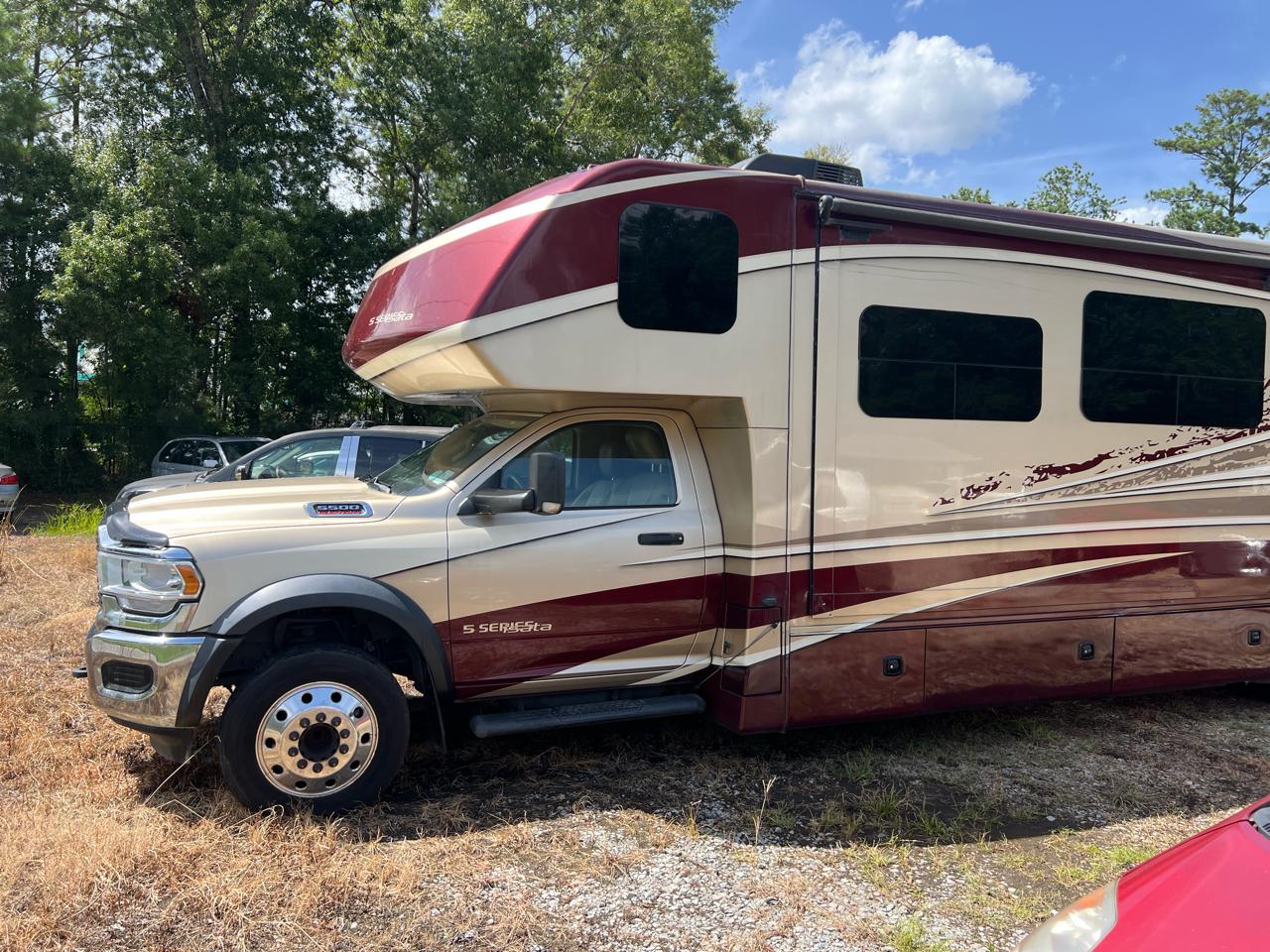 RAM 5500 Regular Cab LWB 2WD DRW 2019