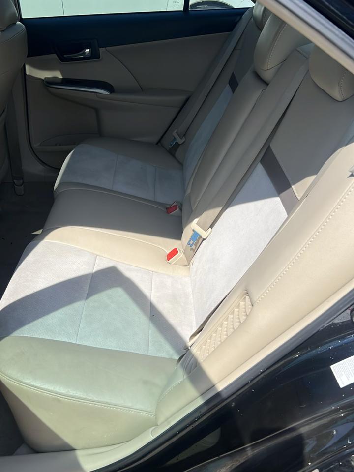 Toyota Camry Hybrid LE 2012
