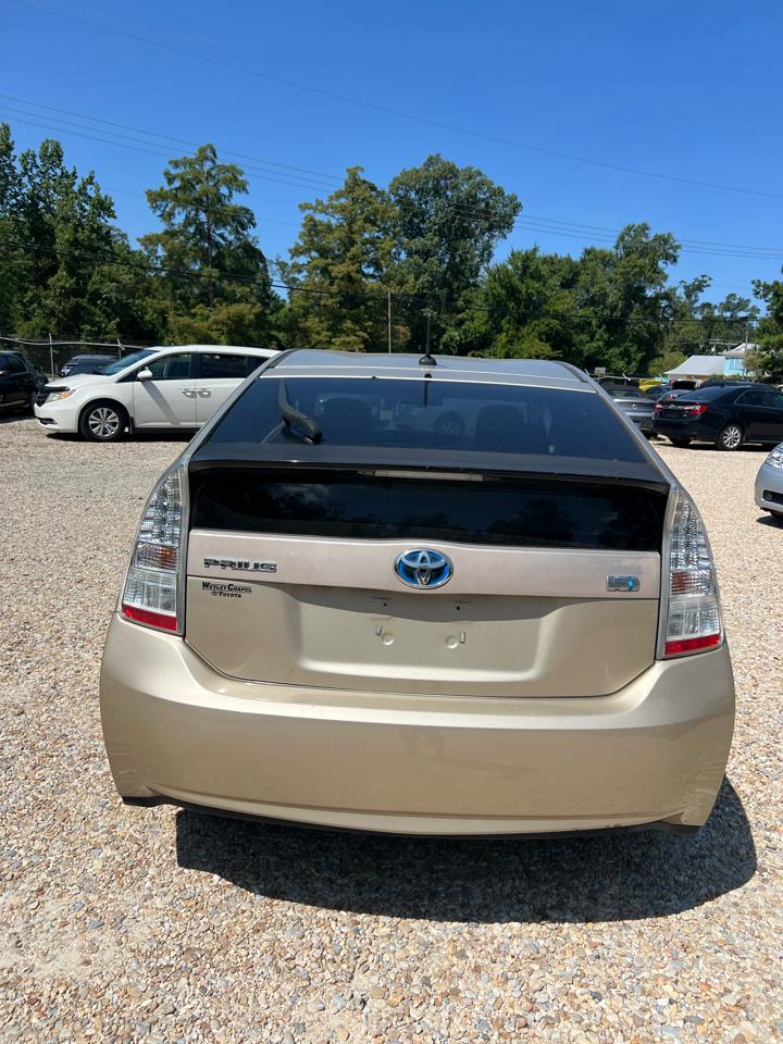 Toyota Prius Prius V 2010