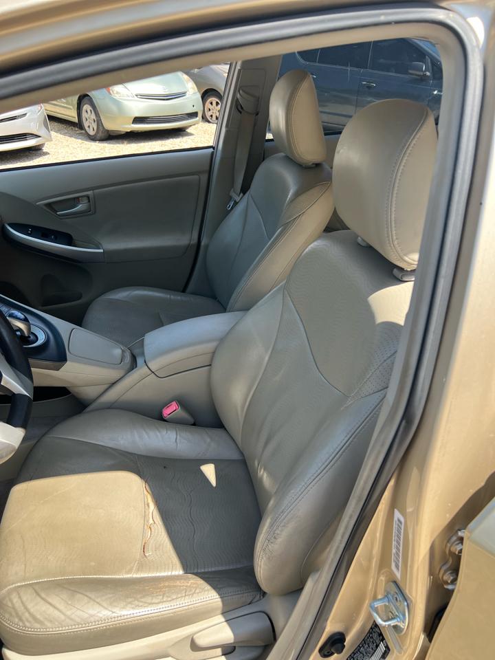Toyota Prius Prius V 2010