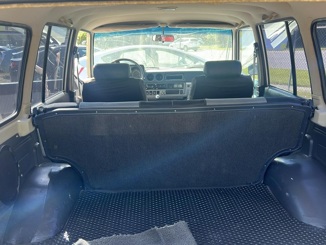 Toyota Land Cruiser FJ60 1987