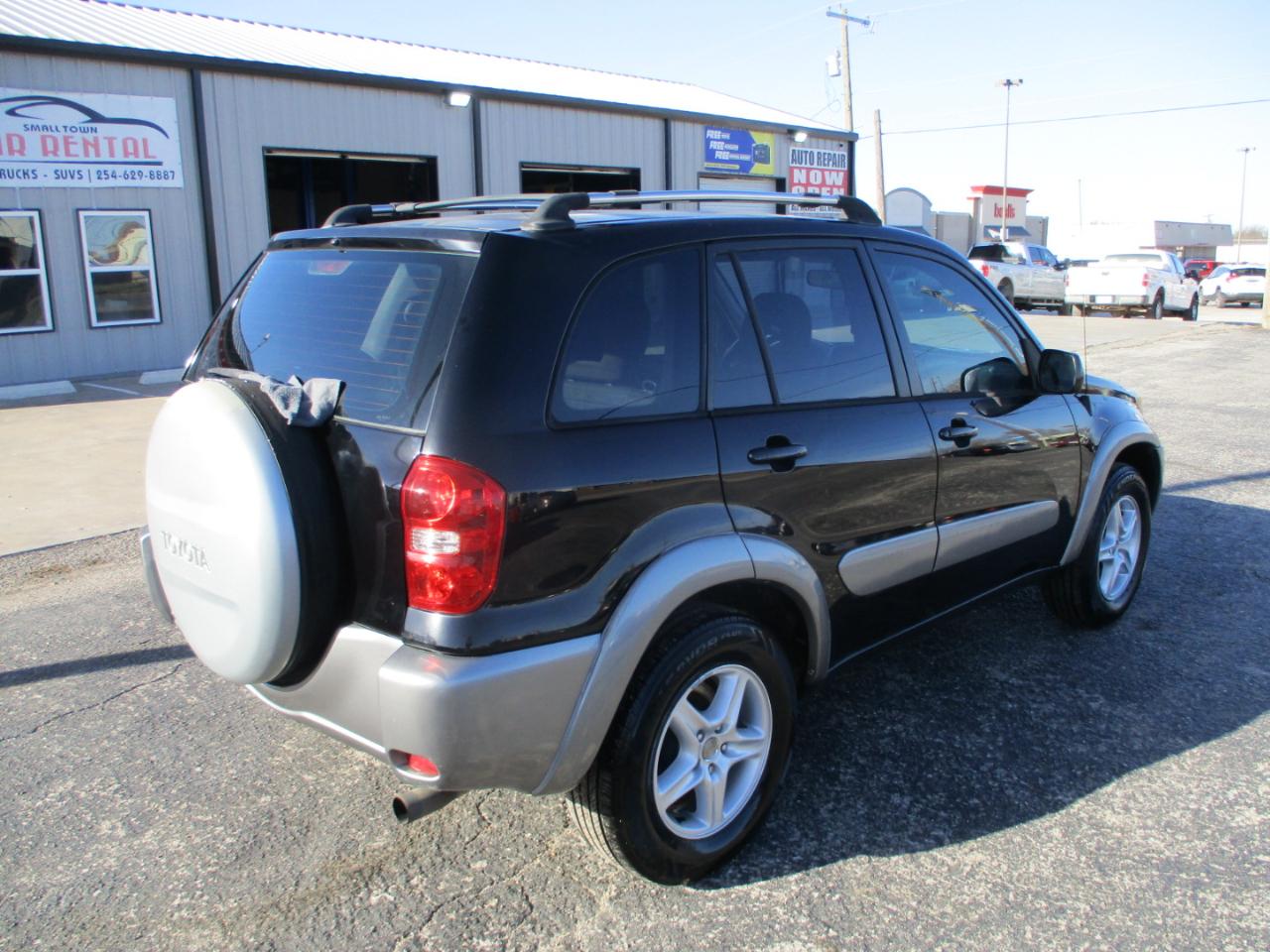 Toyota RAV4 2WD 2005