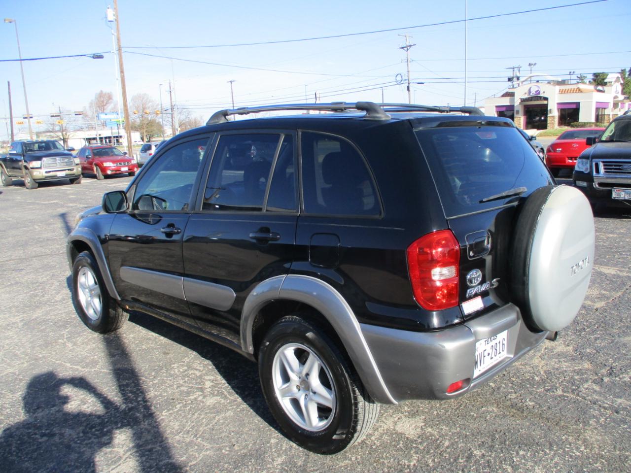 Toyota RAV4 2WD 2005