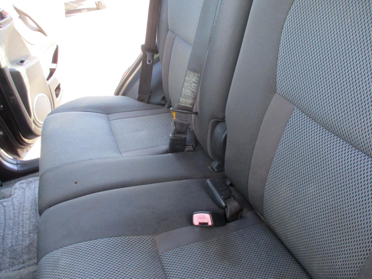 Toyota RAV4 2WD 2005