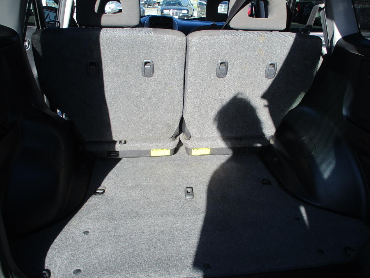 Toyota RAV4 2WD 2005