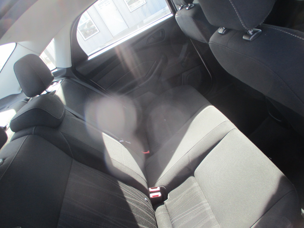 Ford Focus S Sedan 2016