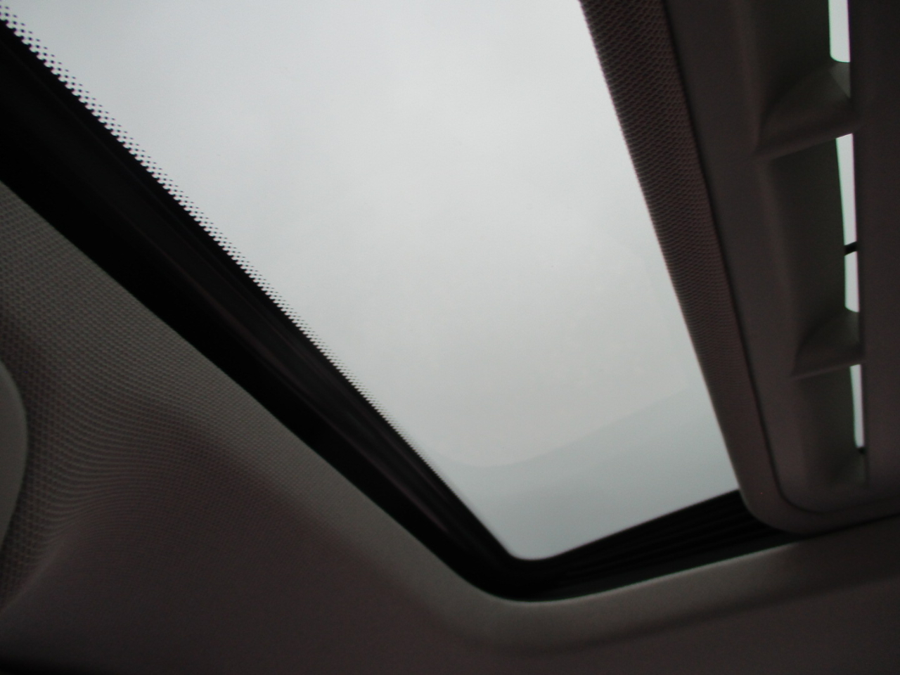 Volkswagen Jetta  2012