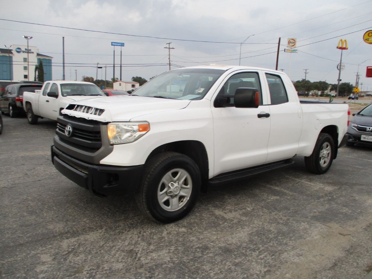 2016 Toyota Tundra SR5 5.7L V8 FFV Double Cab 4WD