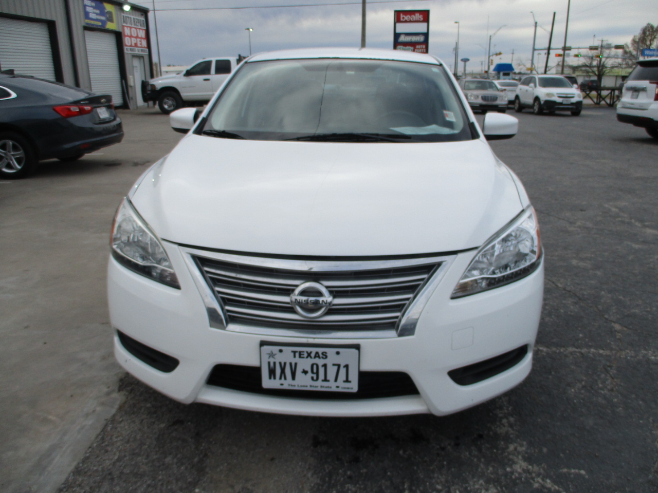 Nissan Sentra 4dr Sdn I4 CVT SV 2015