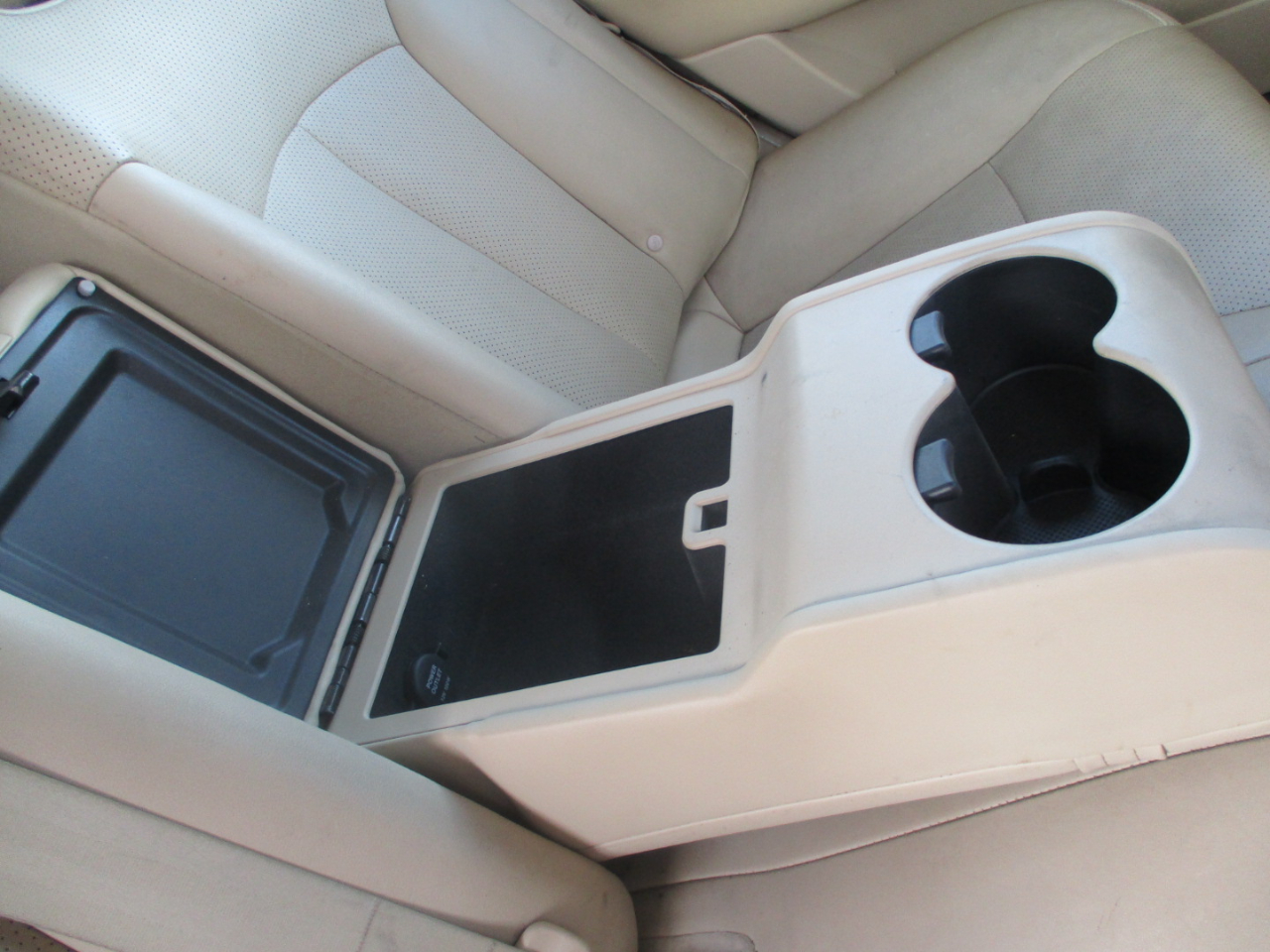 Kia Amanti 4dr Sdn 2008