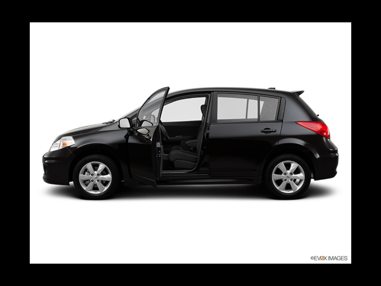 2012 Nissan Versa 5dr HB Auto 1.8 S