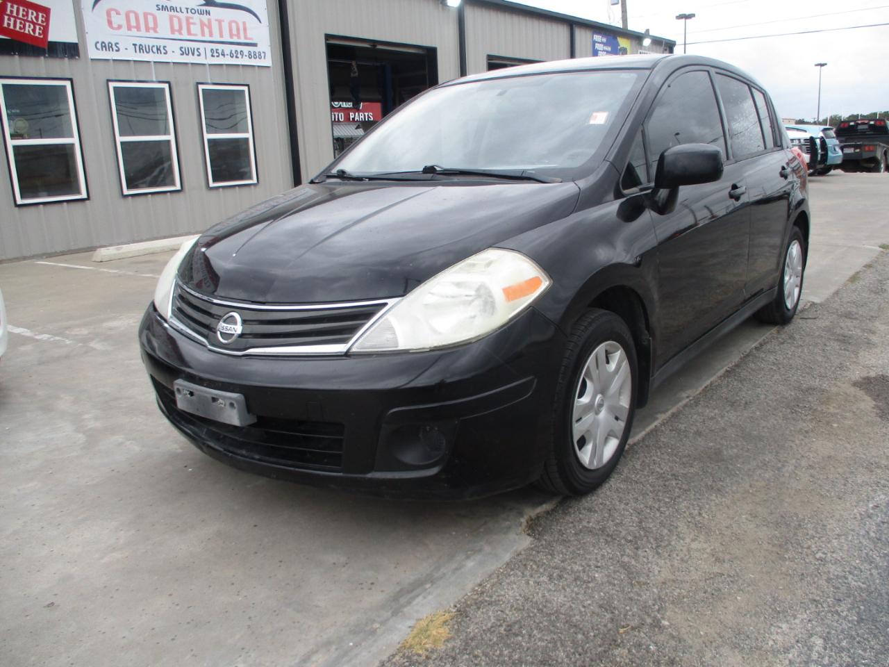 Nissan Versa 5dr HB Auto 1.8 S 2012