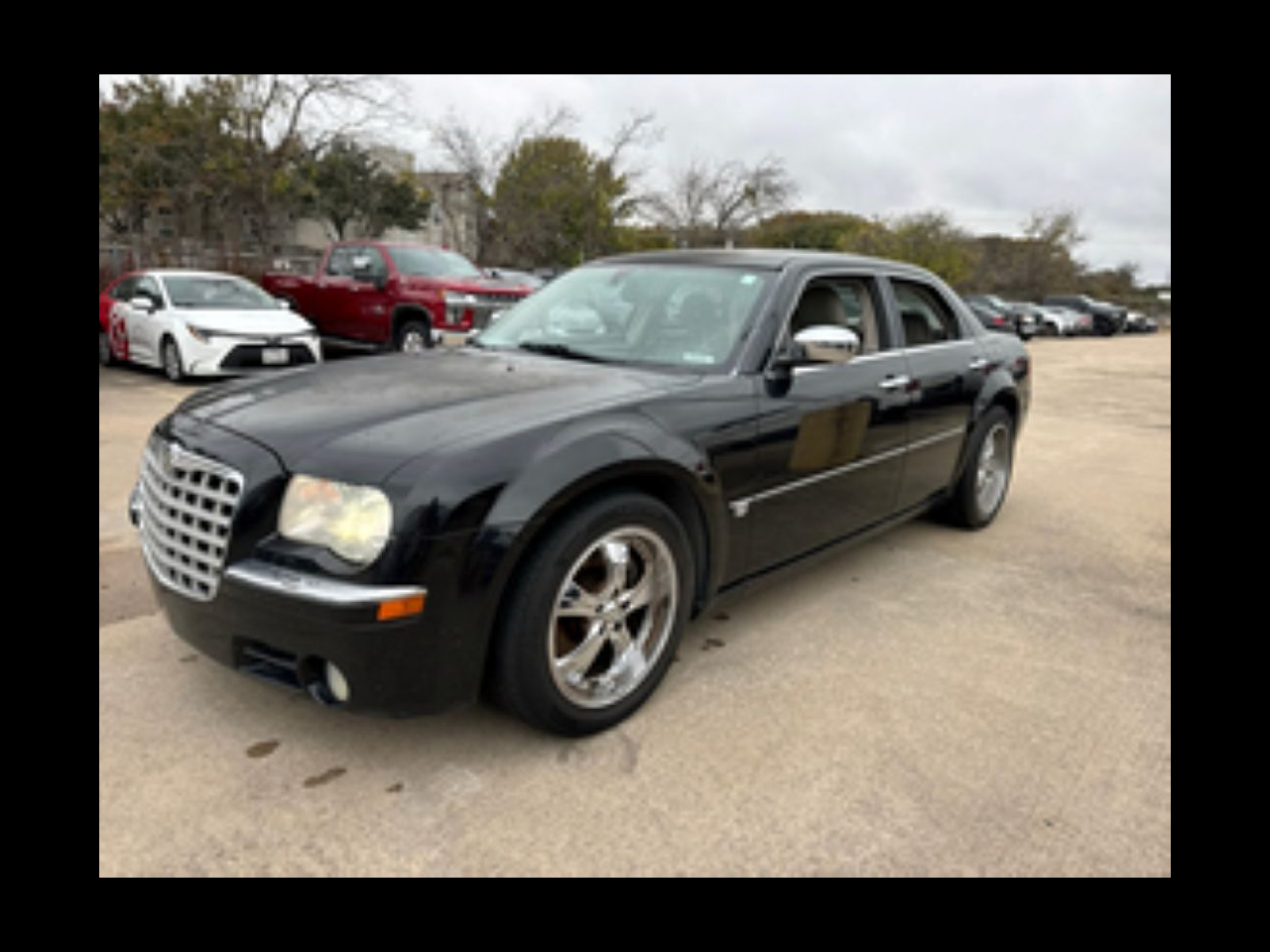 2005 Chrysler 300 4dr Sdn 300C 5.7 Hemi