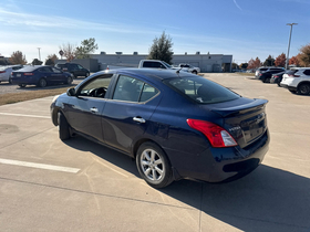 Nissan Versa 4dr Sdn CVT 1.6 SV 2014