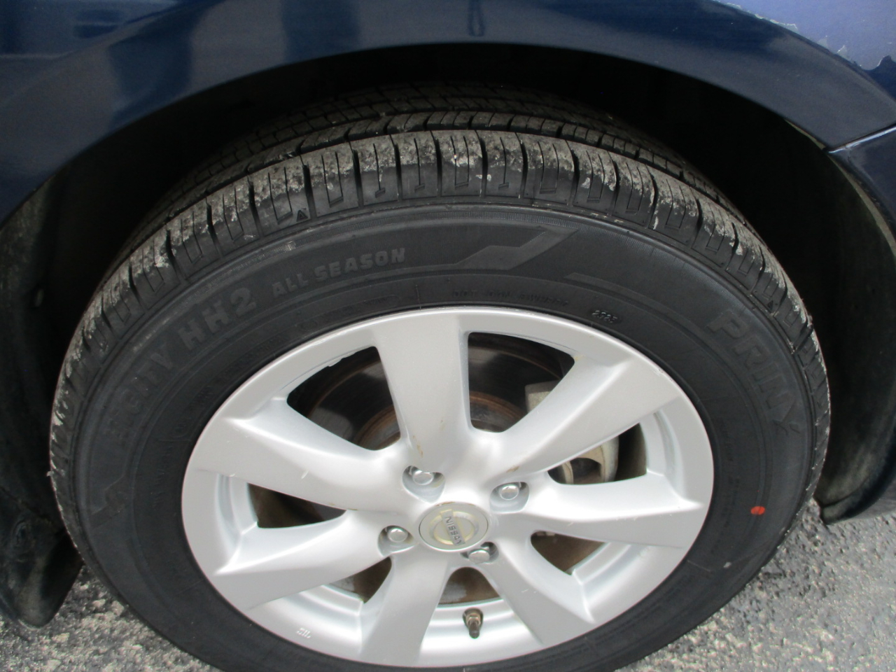 Nissan Versa 4dr Sdn CVT 1.6 SV 2014