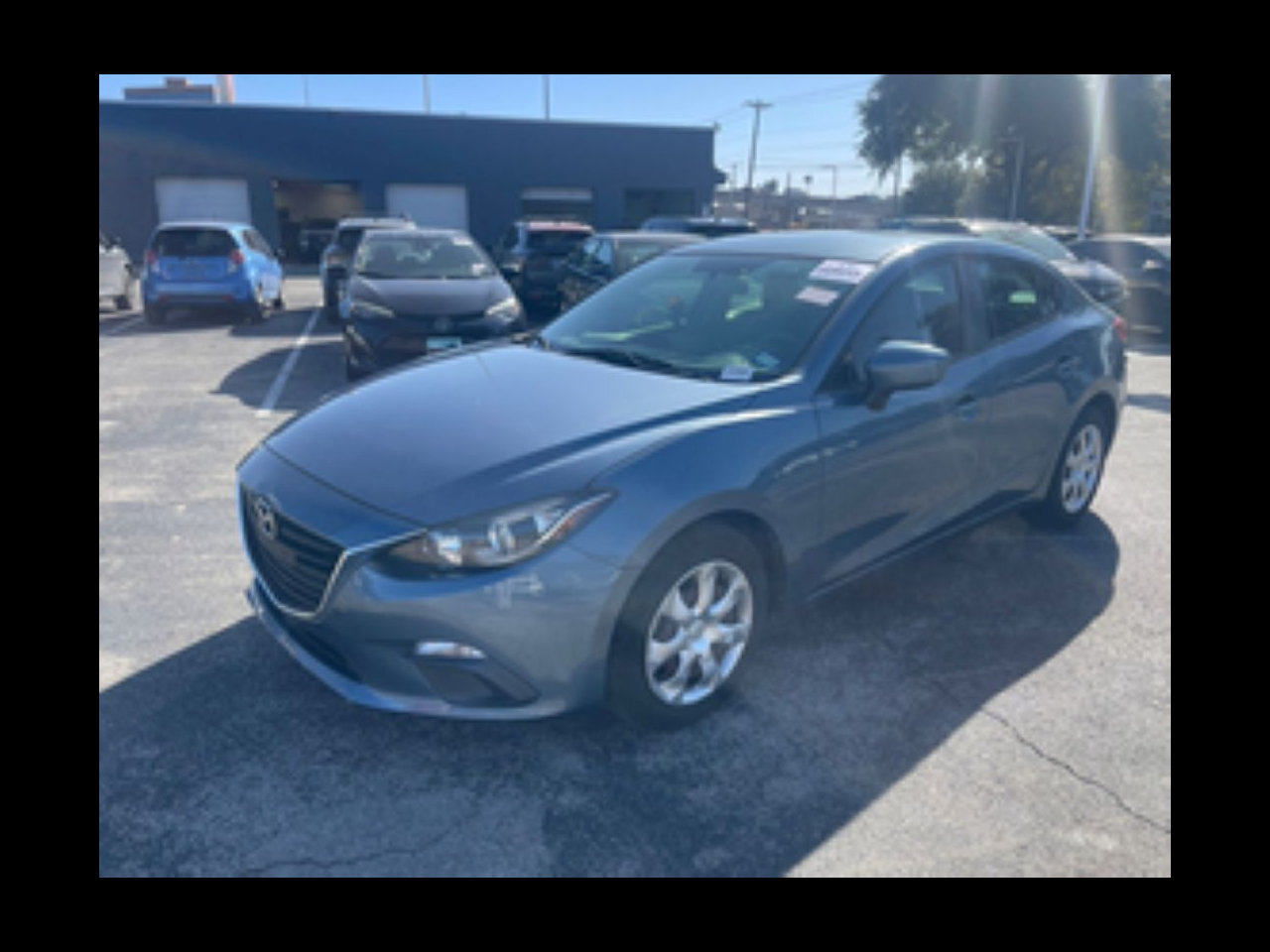 Mazda MAZDA3  2015