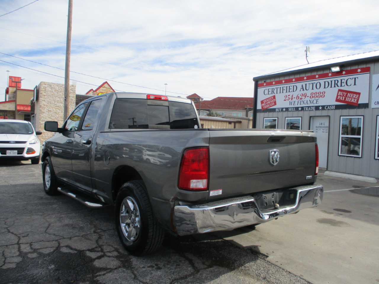 RAM 1500 2WD Quad Cab 140.5" SLT 2012