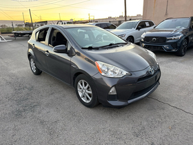 Toyota Prius c 5dr HB Three (Natl) 2012