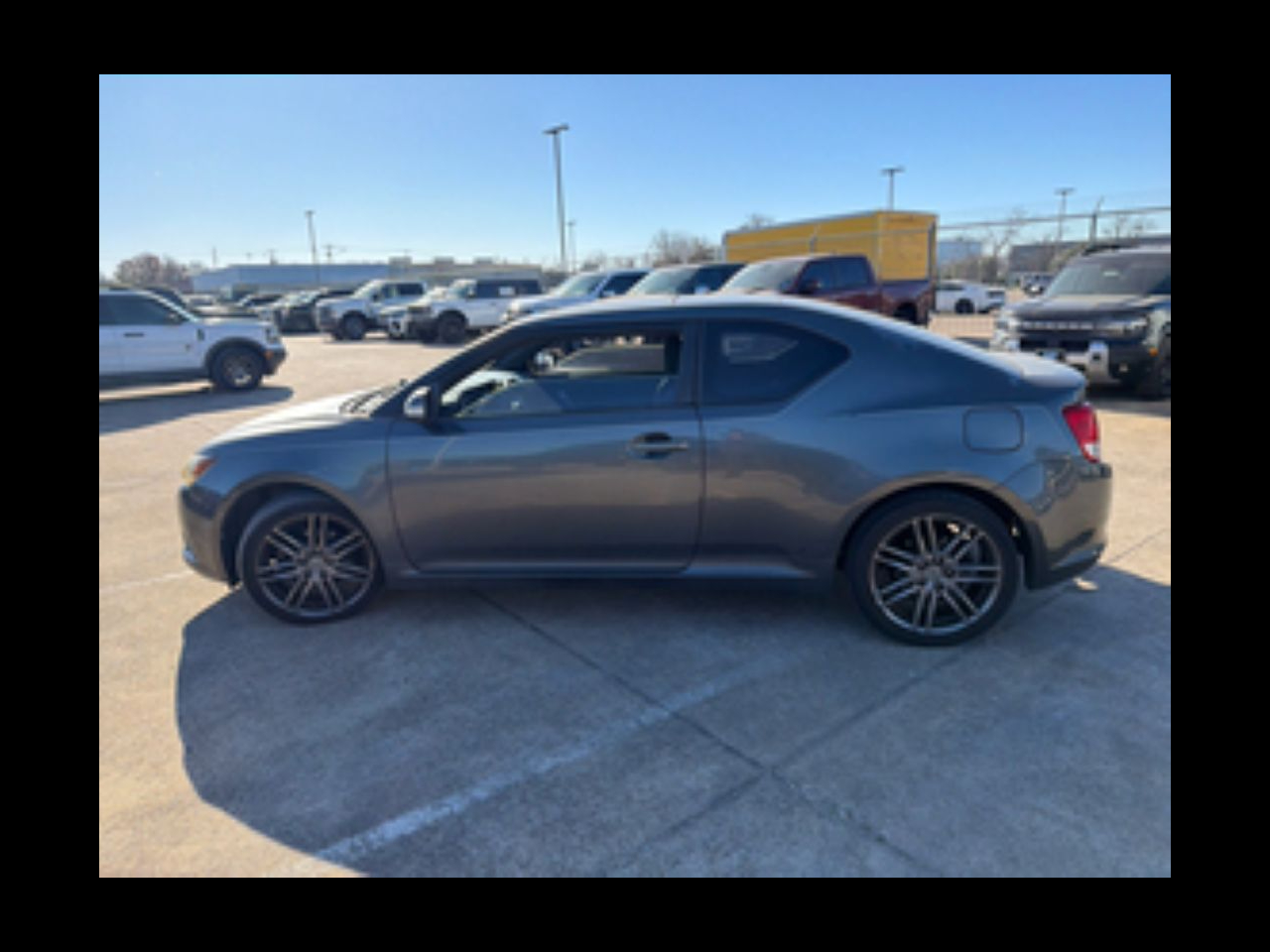 Scion tC  2011