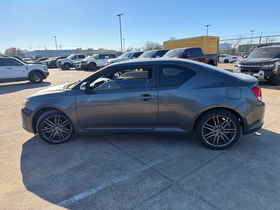 Scion tC  2011