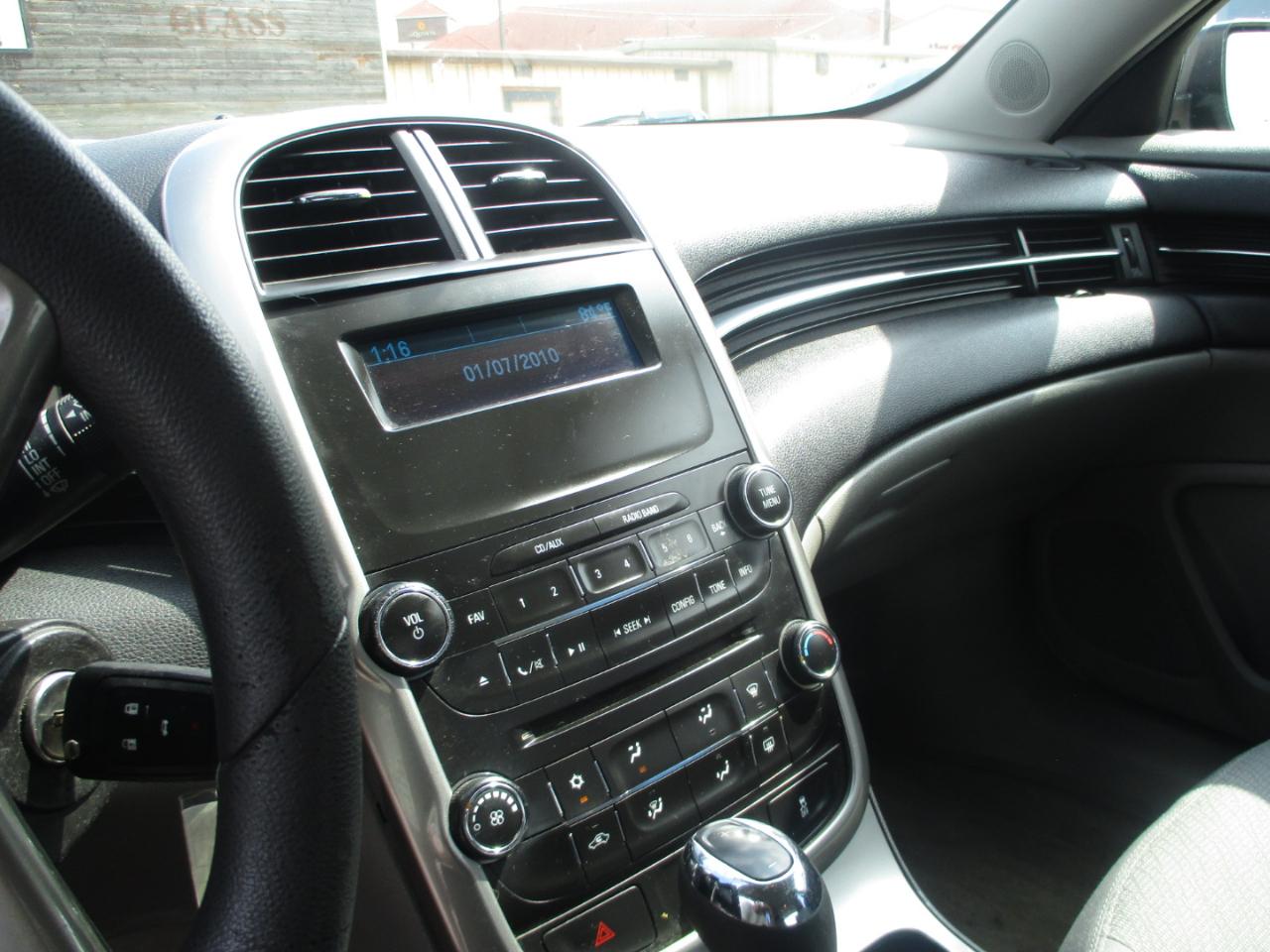 Chevrolet Malibu 4dr Sdn LS w/1LS 2014