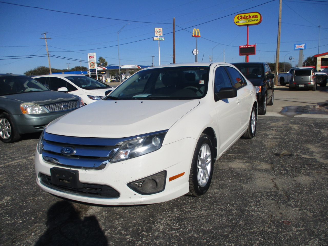 2011 Ford Fusion 4dr Sdn S FWD