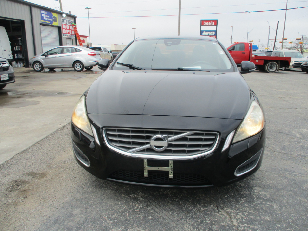 Volvo S60 FWD 4dr Sdn T5 2012