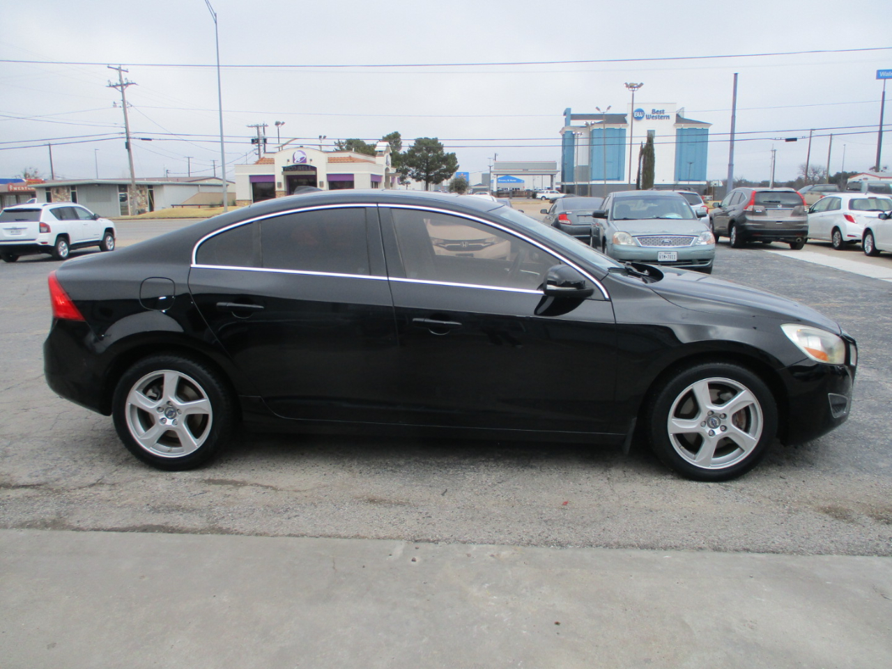 Volvo S60 FWD 4dr Sdn T5 2012