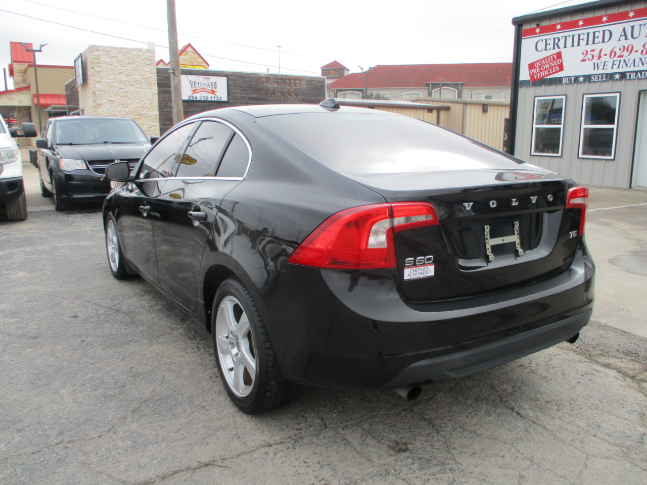 Volvo S60 FWD 4dr Sdn T5 2012