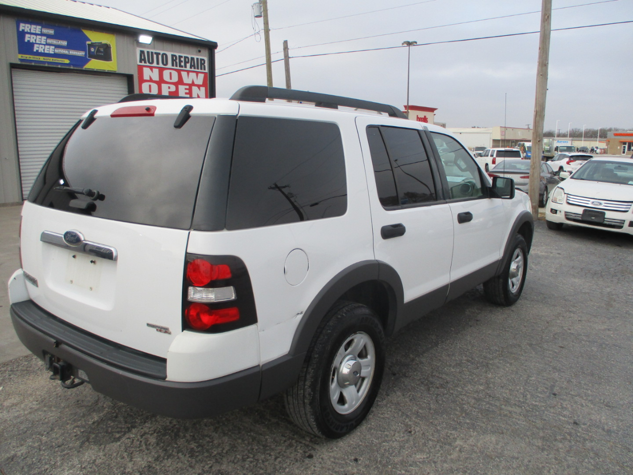 Ford Explorer 4dr 114" WB 4.0L XLT 2006