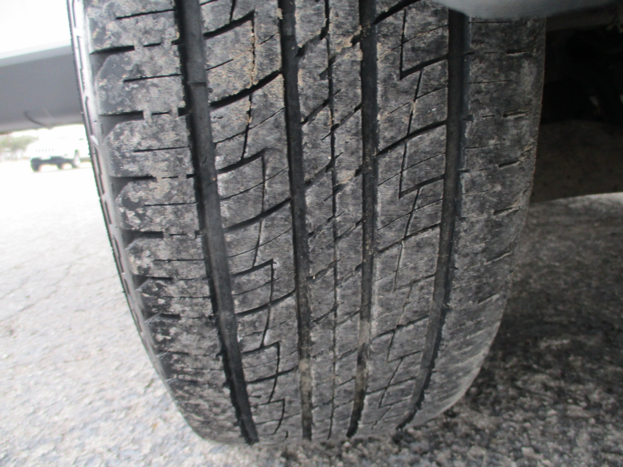 Ford Explorer 4dr 114" WB 4.0L XLT 2006