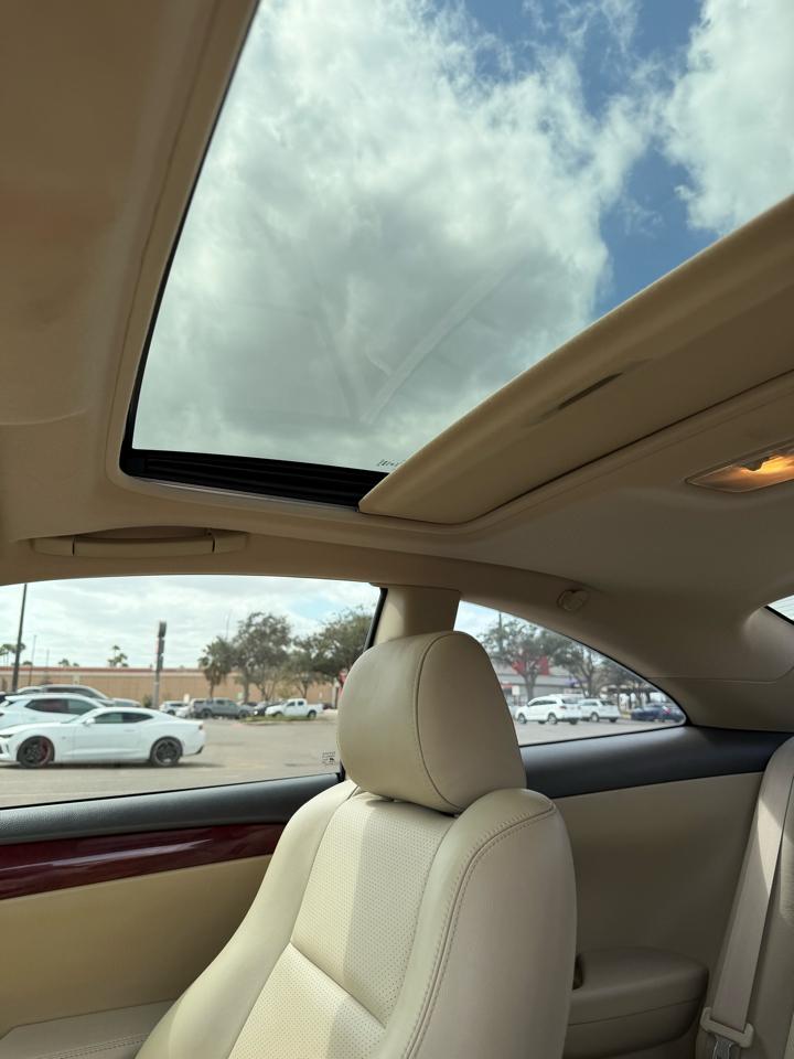 Toyota Camry Solara 2dr Cpe SLE V6 Auto (Natl) 2005