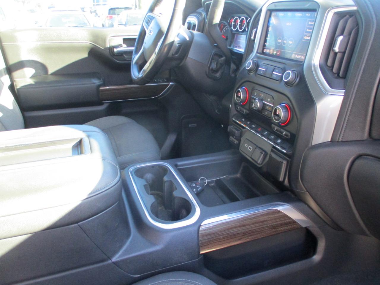 Chevrolet Silverado 1500 4WD Crew Cab 147" RST 2020