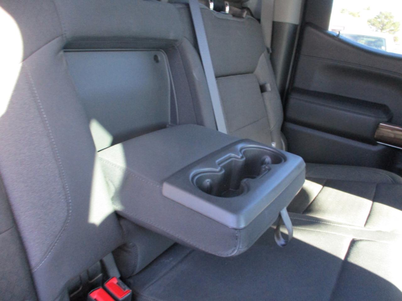 Chevrolet Silverado 1500 4WD Crew Cab 147" RST 2020