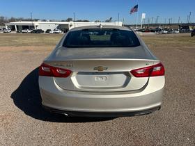 Chevrolet Malibu 4dr Sdn LT w/2LT 2016