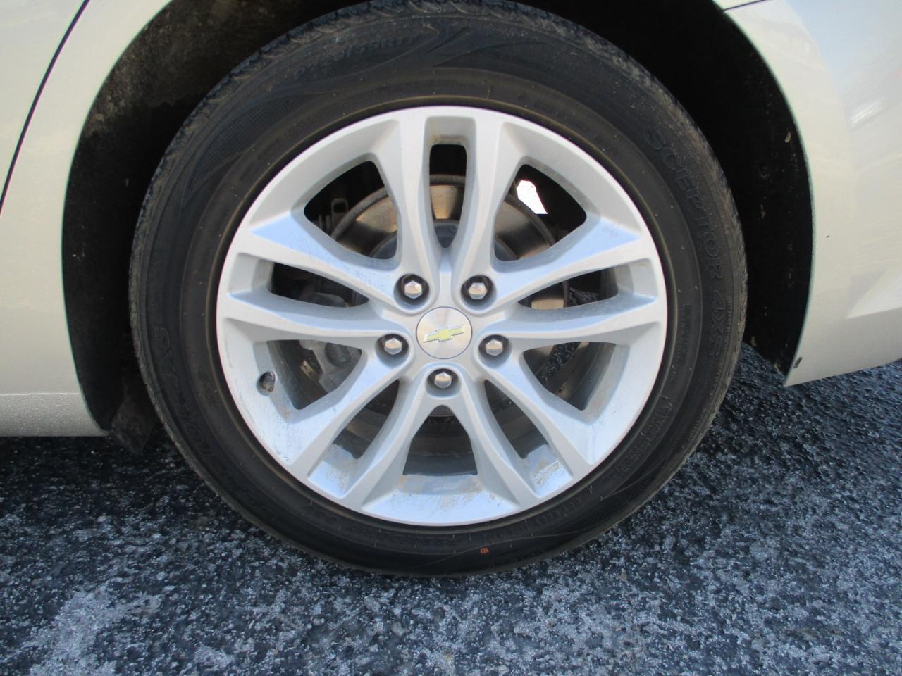 Chevrolet Malibu 4dr Sdn LT w/2LT 2016