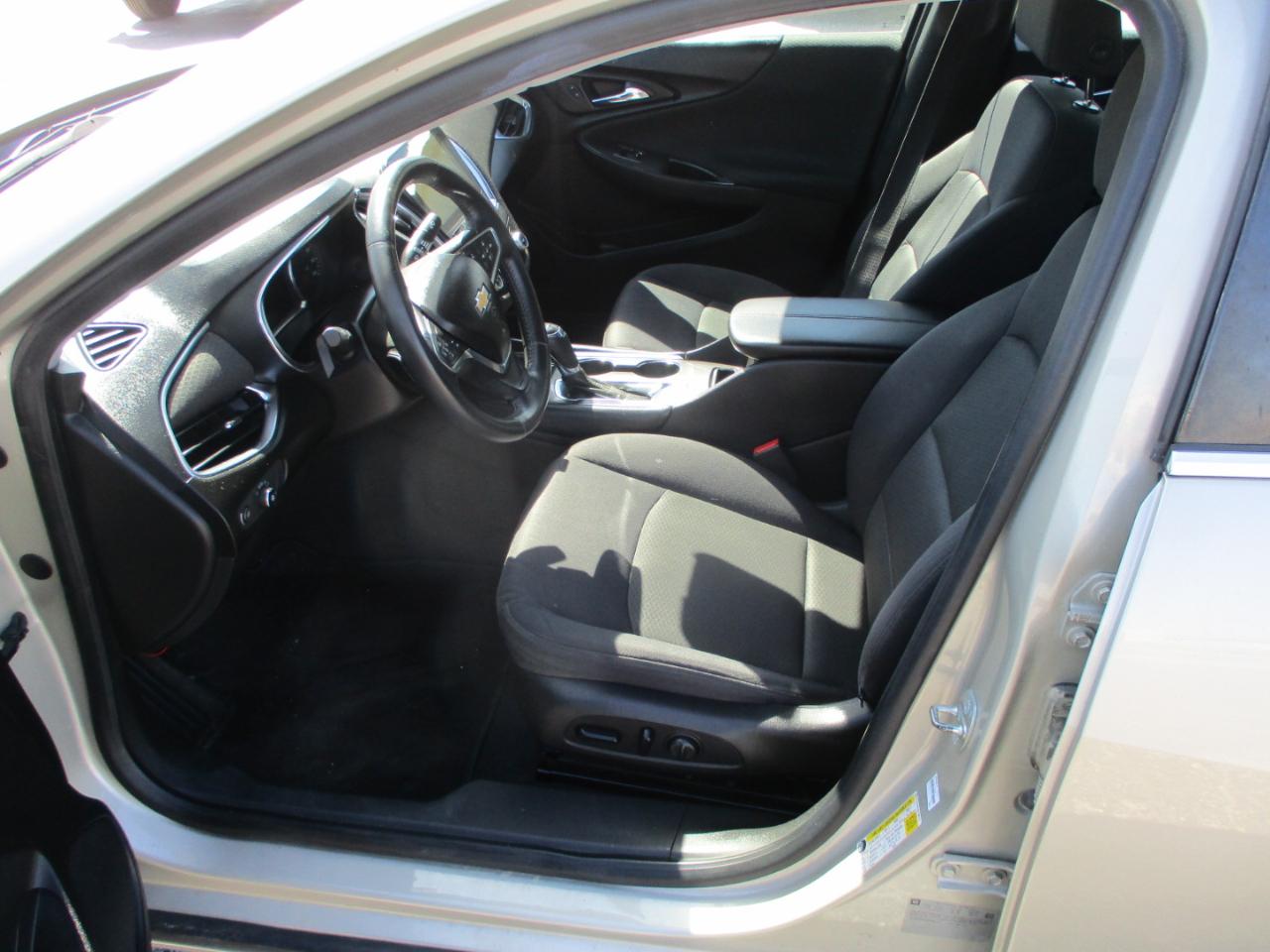 Chevrolet Malibu 4dr Sdn LT w/2LT 2016