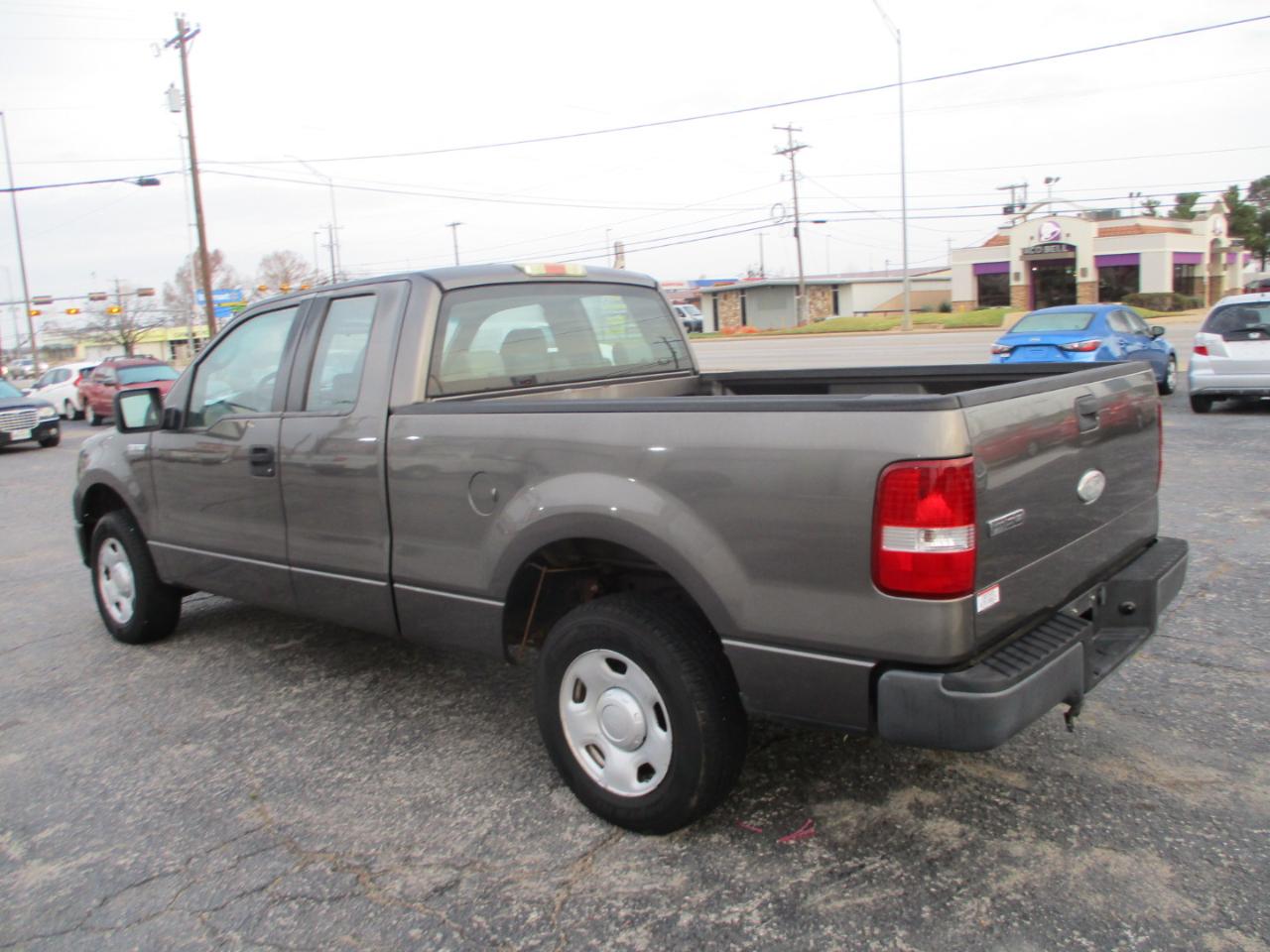 Ford F-150 2WD SuperCab 145" XL 2008